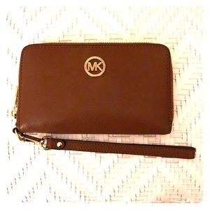 Michael Kors Wallet/Wristlet